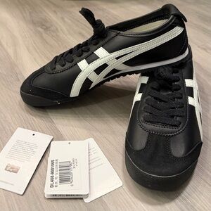 Onitsuka Tiger by Asics Mexico 66 Unisex Black/White Sneakers